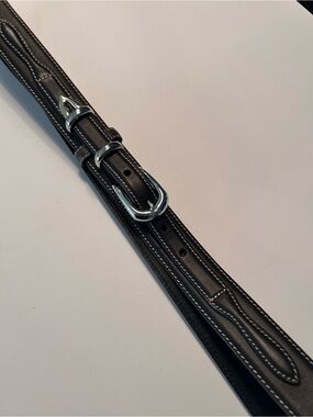 Equestrian rider belt black leather solid silver toned brass buckle length 46